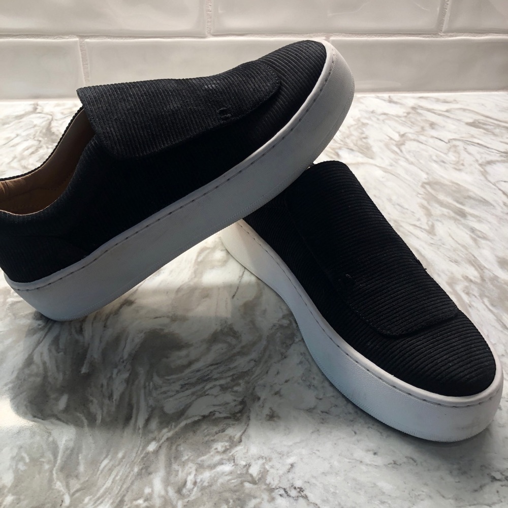 Aerosoles corduroy loafers 5.5